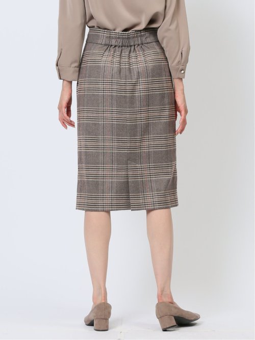 ビット付き タイトスカート