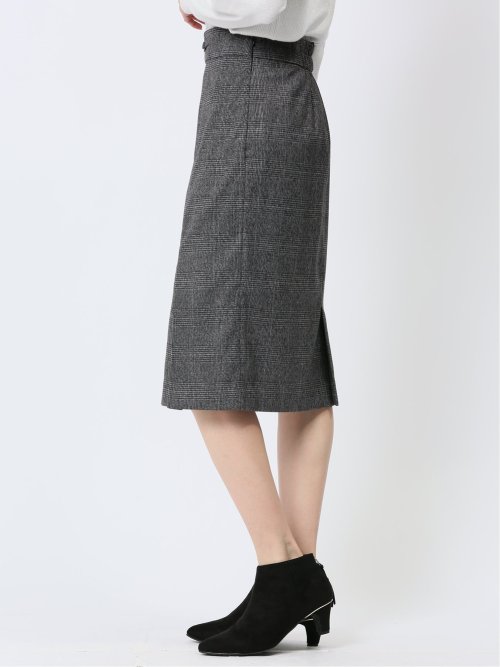 ビット付き タイトスカート