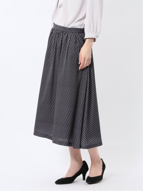 プリント タックフレアースカート