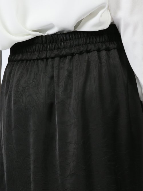 裾プリーツ ロングスカート サテン