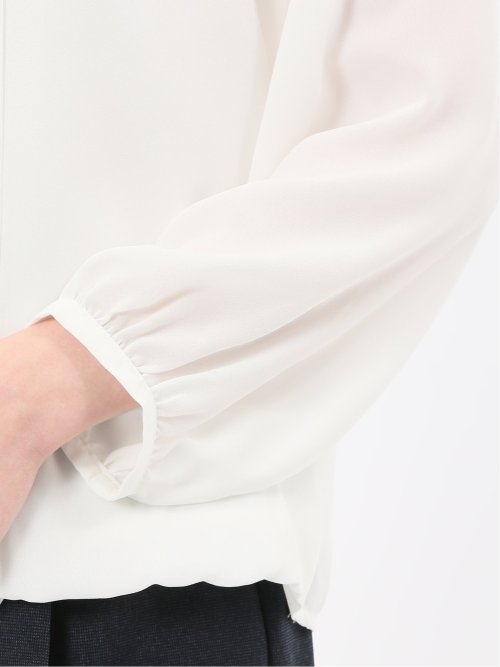 消しプリーツ 長袖プルオーバーブラウス