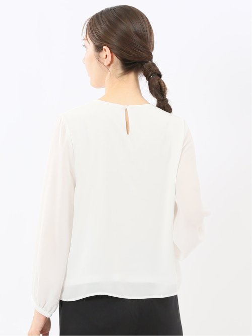 消しプリーツ 長袖プルオーバーブラウス