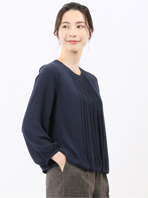 消しプリーツ 長袖プルオーバーブラウス