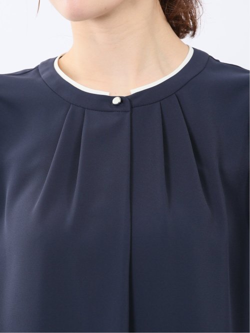 袖プリーツ プルオーバーブラウス