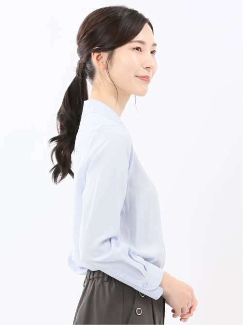 レーヨン混 レギュラーカラー 比翼長袖ブラウス