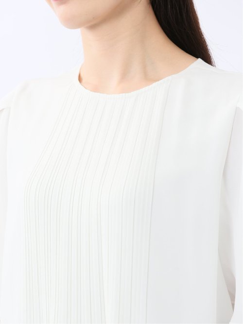 消しプリーツ 半袖プルオーバーブラウス