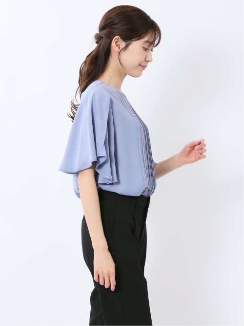 消しプリーツ 半袖プルオーバーブラウス