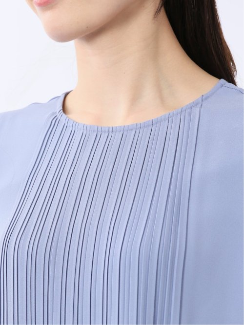 消しプリーツ 半袖プルオーバーブラウス