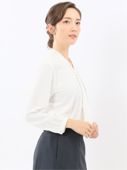 ボウタイ 長袖プルオーバーブラウス