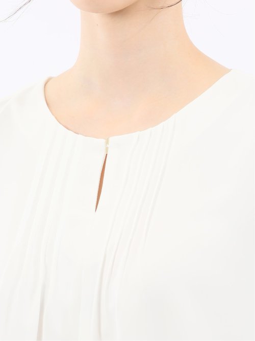 ピンタック 7分袖プルオーバーブラウス