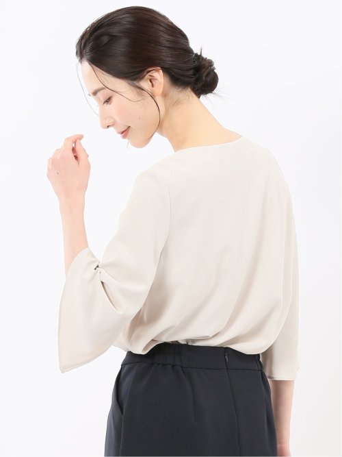 ピンタック 7分袖プルオーバーブラウス