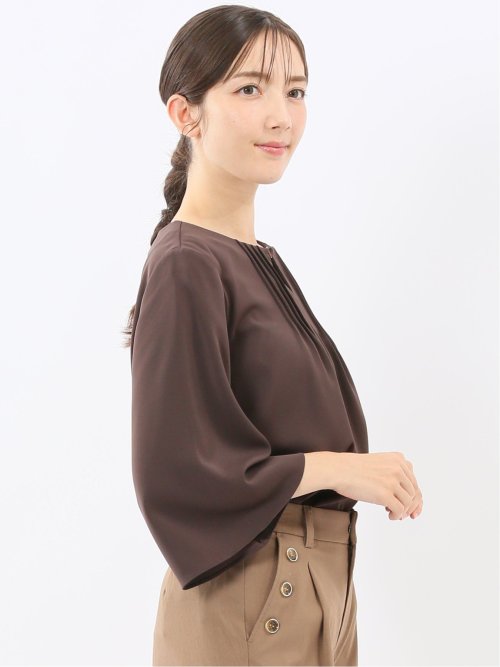 ピンタック 7分袖プルオーバーブラウス