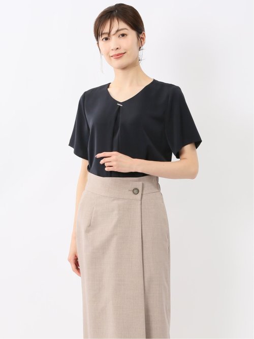 金具付きVネック 半袖プルオーバーブラウス(M 75紺): ワイシャツ