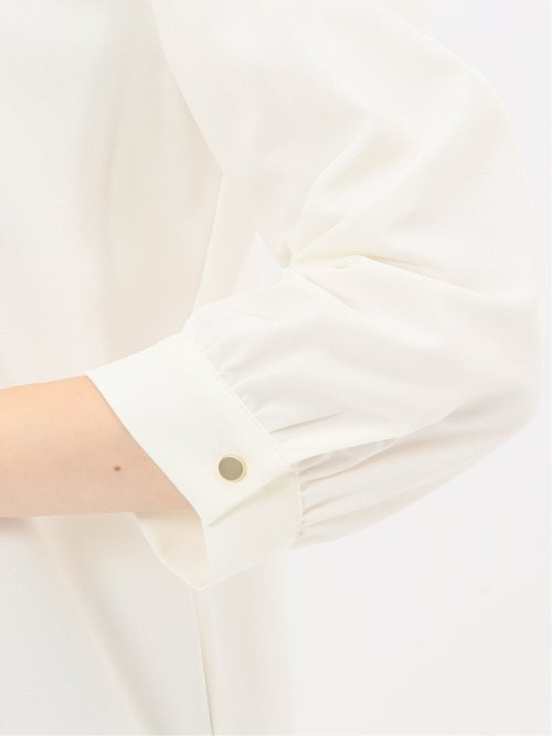 ラッフルフリル 8分袖プルオーバーブラウス