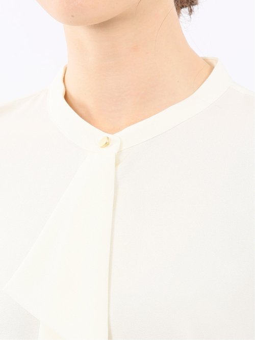 ラッフルフリル 8分袖プルオーバーブラウス