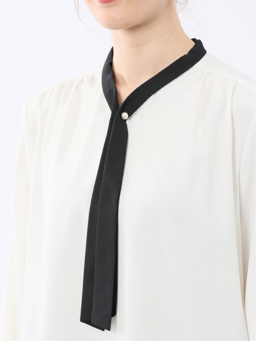 パールボウタイ 長袖プルオーバーブラウス