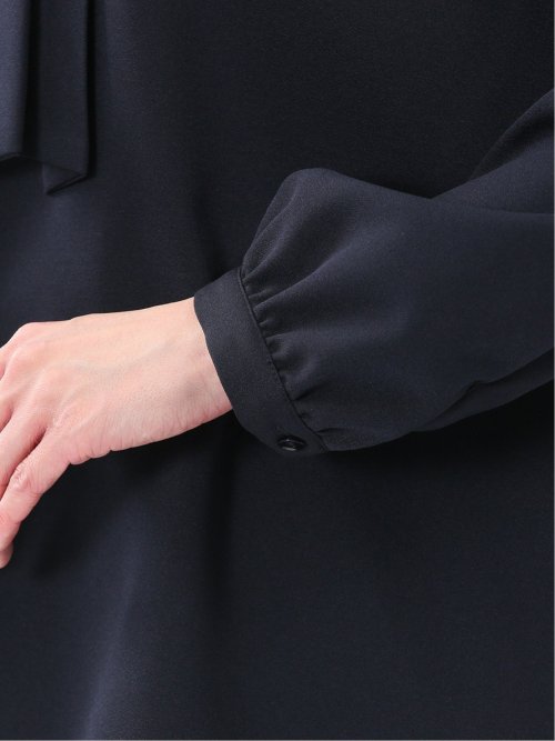 パールボウタイ 長袖プルオーバーブラウス