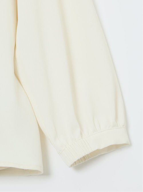 スタンドフリル 長袖プルオーバーブラウス