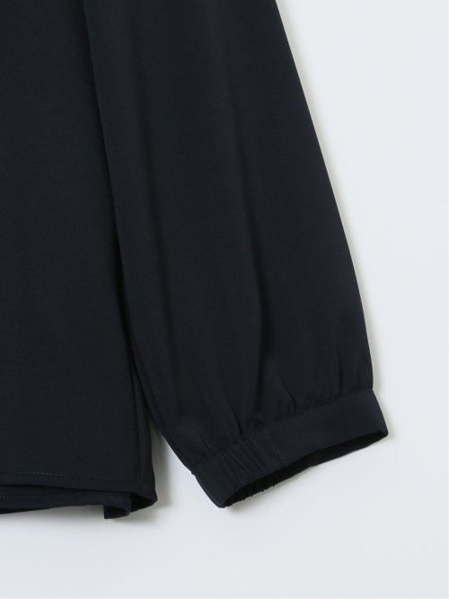 スタンドフリル 長袖プルオーバーブラウス