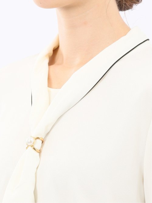 ボウタイ 長袖プルオーバーブラウス