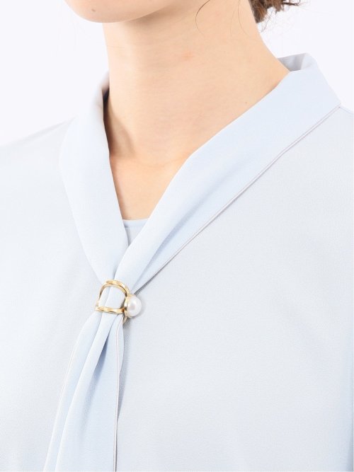 ボウタイ 長袖プルオーバーブラウス