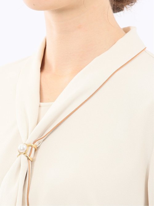 ボウタイ 長袖プルオーバーブラウス