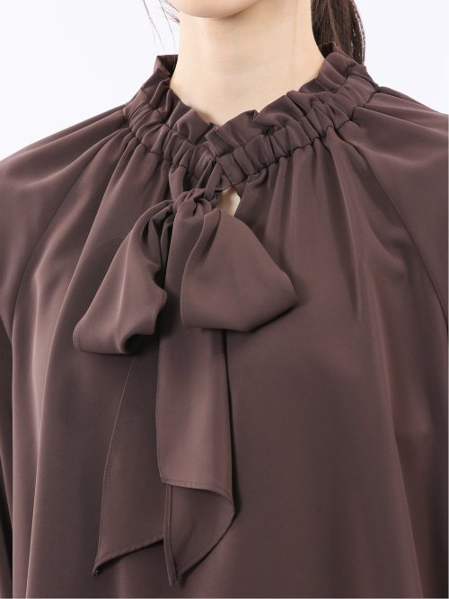 ギャザーリボン 長袖プルオーバーブラウス