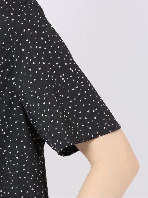 ドット柄 配色 バンドカラー 比翼 半袖 ブラウス