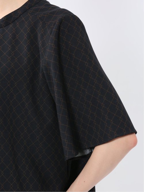 金具付きボウタイ風 半袖プルオーバーブラウス