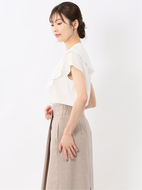 フリル ノースリーブブラウス