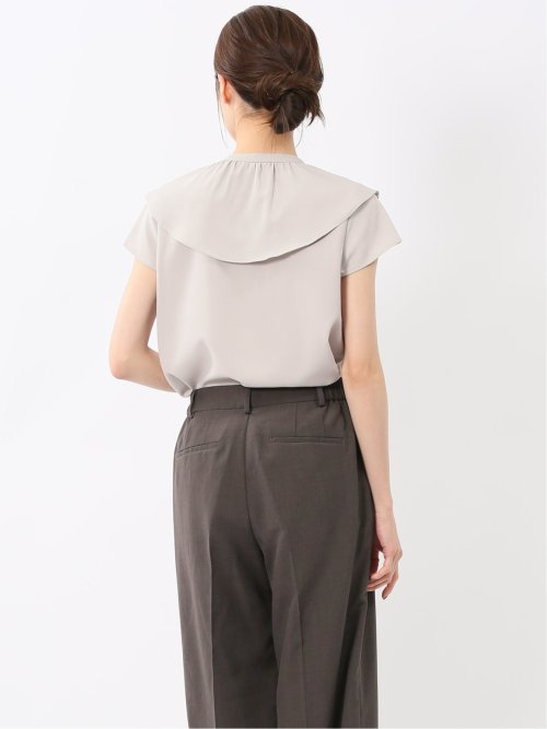 フリル ノースリーブブラウス