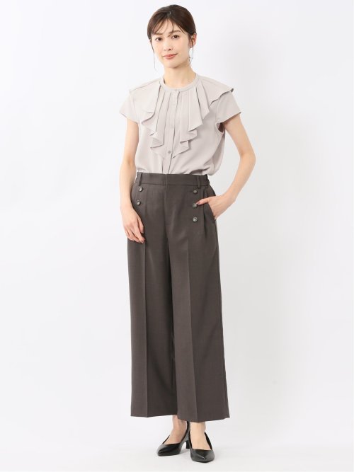 フリル ノースリーブブラウス