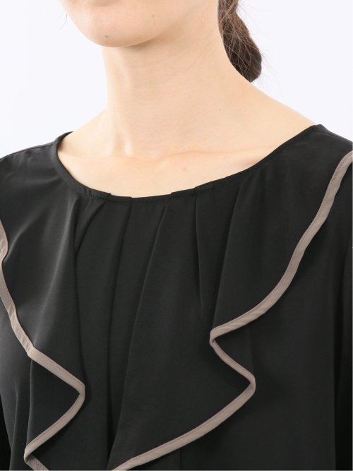 パイピングフリル 長袖プルオーバーブラウス