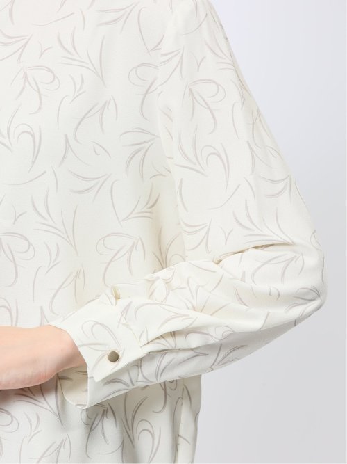 ラッフルフリル バンドカラー 8分袖プルオーバーブラウス