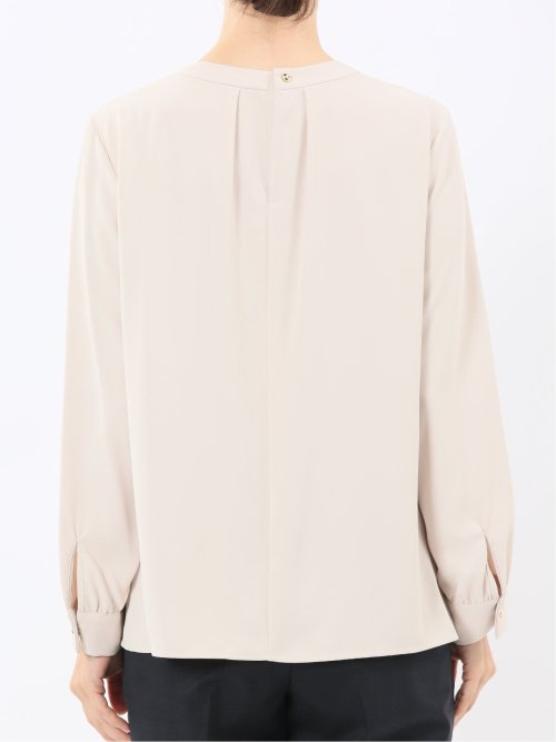 金具付きボウタイ風 長袖プルオーバーブラウス