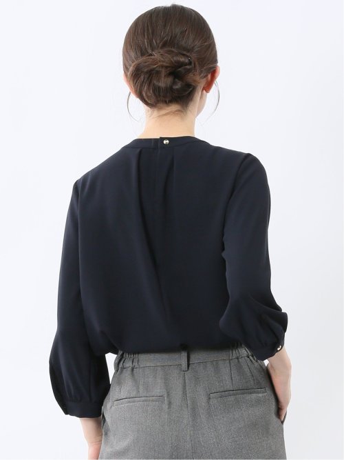 金具付きボウタイ風 7分袖プルオーバーブラウス