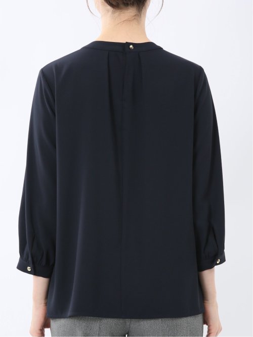 金具付きボウタイ風 7分袖プルオーバーブラウス