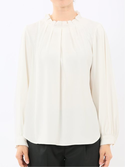 タック衿 長袖プルオーバーブラウス