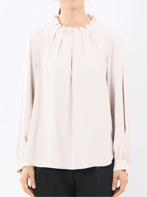 タック衿 長袖プルオーバーブラウス