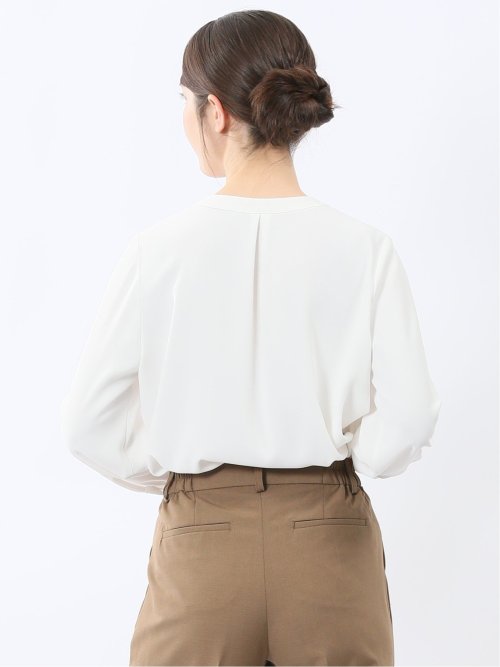 ピンタック 8分袖プルオーバーブラウス