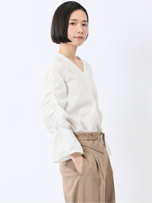 袖ギャザー Vネック プルオーバーブラウス