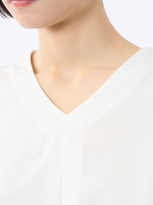 袖ギャザー Vネック プルオーバーブラウス