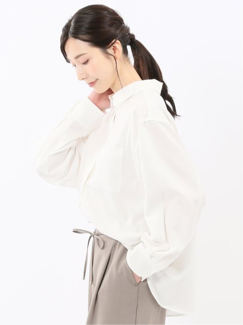 ストレッチ バックタック レギュラーカラー 長袖ブラウス