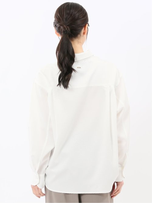 ストレッチ バックタック レギュラーカラー 長袖ブラウス