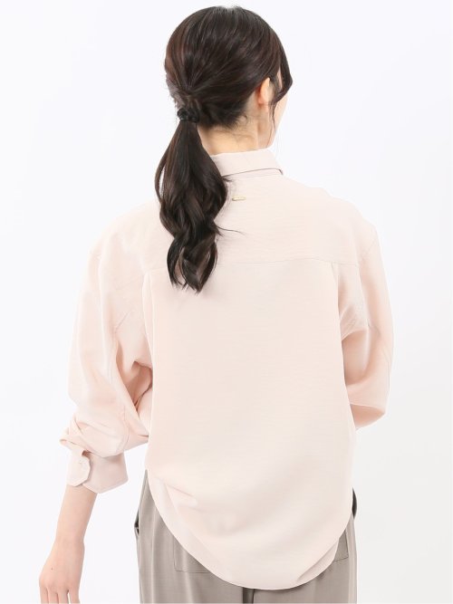 ストレッチ バックタック レギュラーカラー 長袖ブラウス