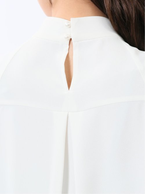 タックパール 半袖プルオーバーブラウス