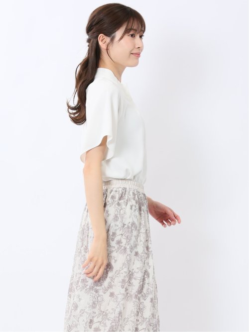 タックパール 半袖プルオーバーブラウス