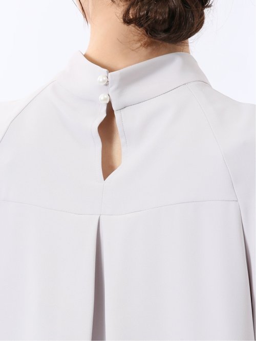 タックパール 半袖プルオーバーブラウス