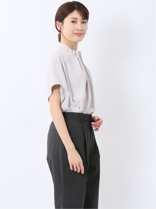 タックパール 半袖プルオーバーブラウス
