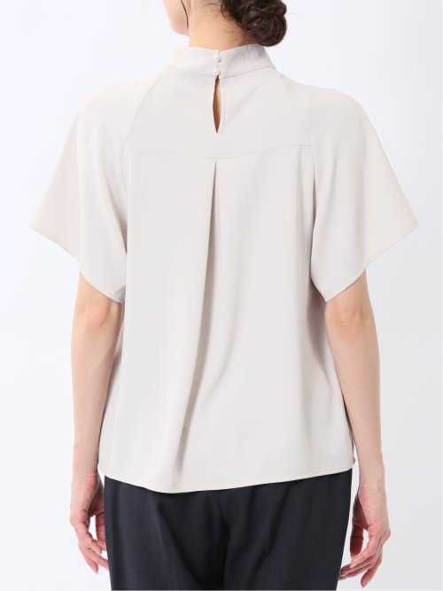 タックパール 半袖プルオーバーブラウス